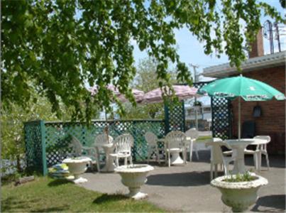 Auberge - Motel Le Pigeonnier Farnham Buitenkant foto